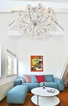 Apartman Luxury V History Written Delft