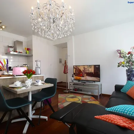 Luxury V History Written Apartament